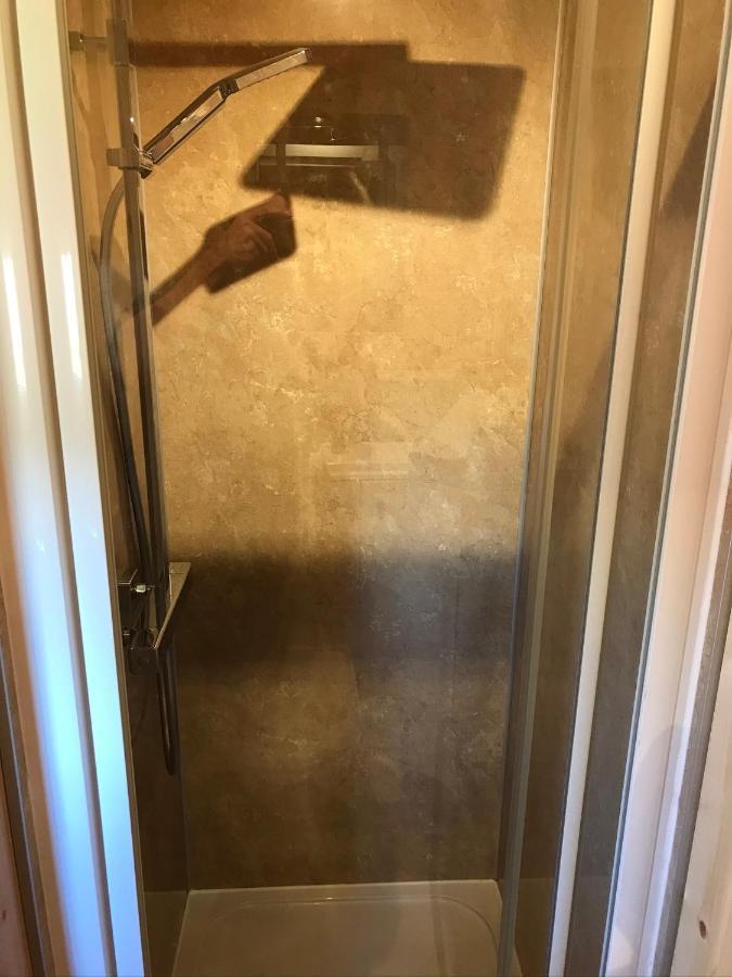 Apartamento Luxury Railway Carriage With Stunning Views Hereford Exterior foto